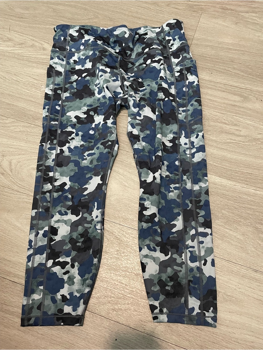 Athleta Blue & Black Camo Leggings
